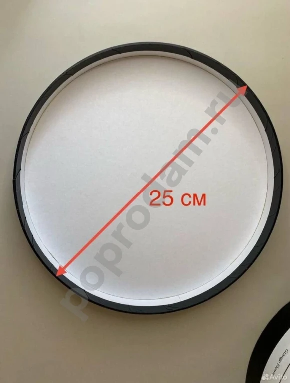 Круглая коробка шляпная чёрная для цветов