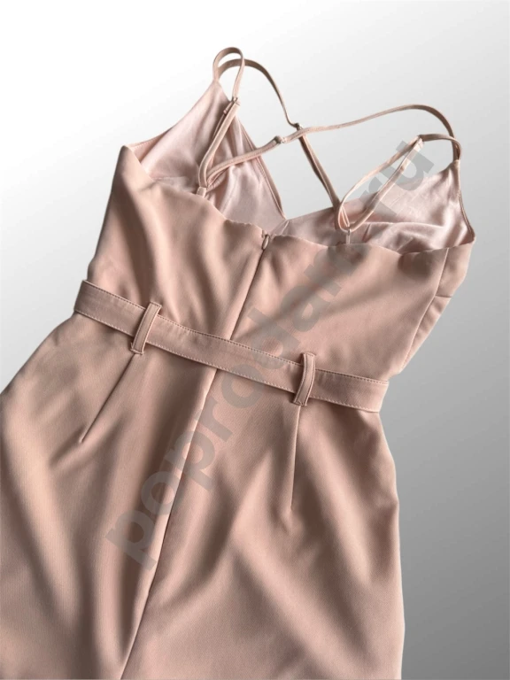 Женский летний комбинезон в персиковом цвете