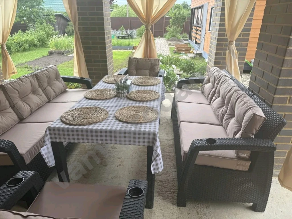 Подушки для диванов , уличной и садовой мебели