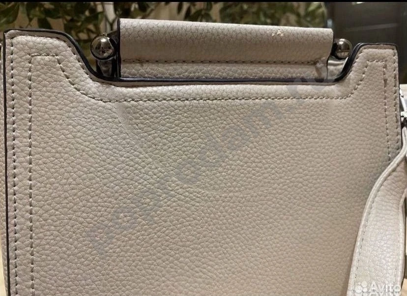 Серая сумка Zarina кросс-боди с круглыми ручками