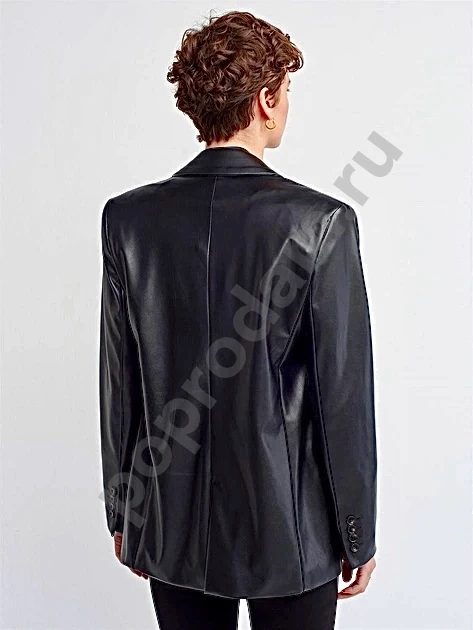 Женский черный пиджак из эко кожи