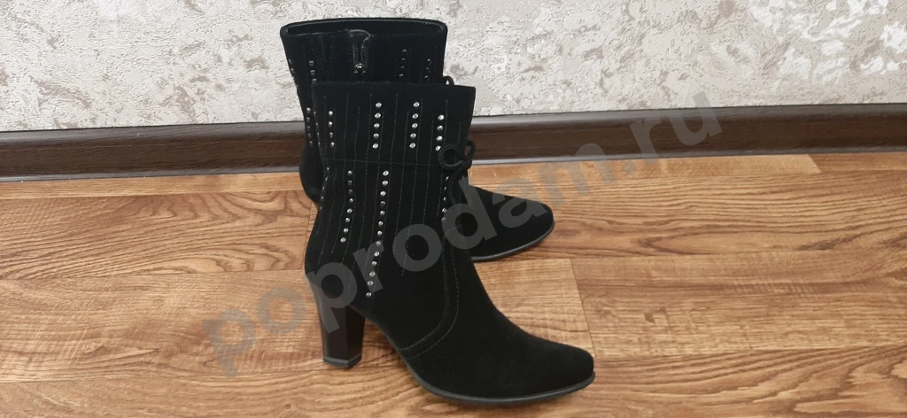 Полусапожки замшевые, демисезонные. НОВЫЕ! РАЗМЕР 38,5