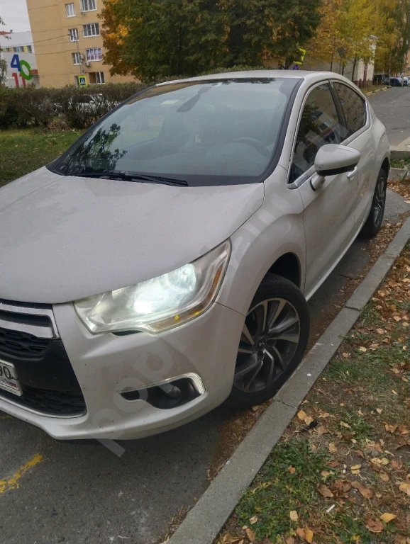 Продажа Citroen DS4, 2012 годКомплектация 1.6 THP (150 л/с) AT So Chic