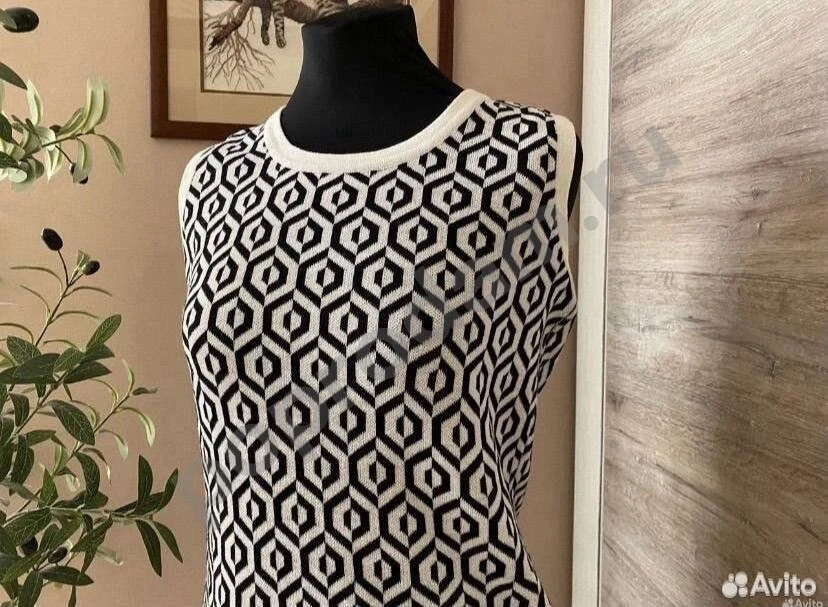 Черно-белое мини платье 46 без рукавов майка