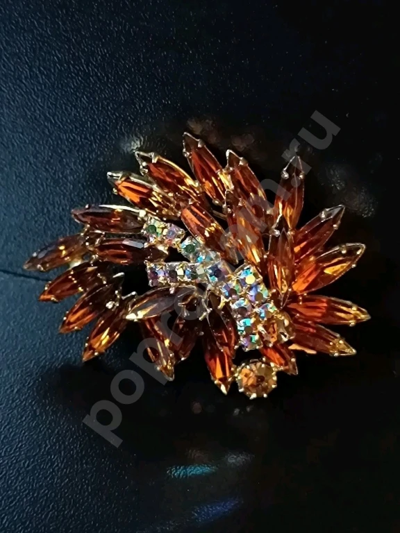 Крупная Брошь. Чехия. Jablonex. Винтаж. Стекло.