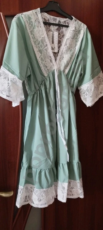 Женское платье