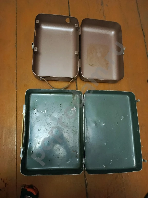 Ящик металлический  с застёжкой.Один новый другой бу состояние. Доставка