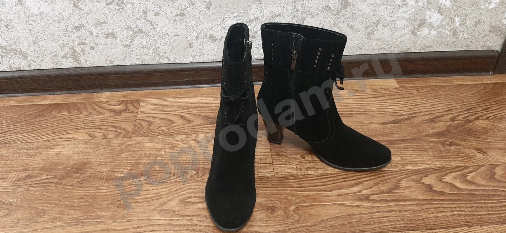 Полусапожки замшевые, демисезонные. НОВЫЕ! РАЗМЕР 38,5