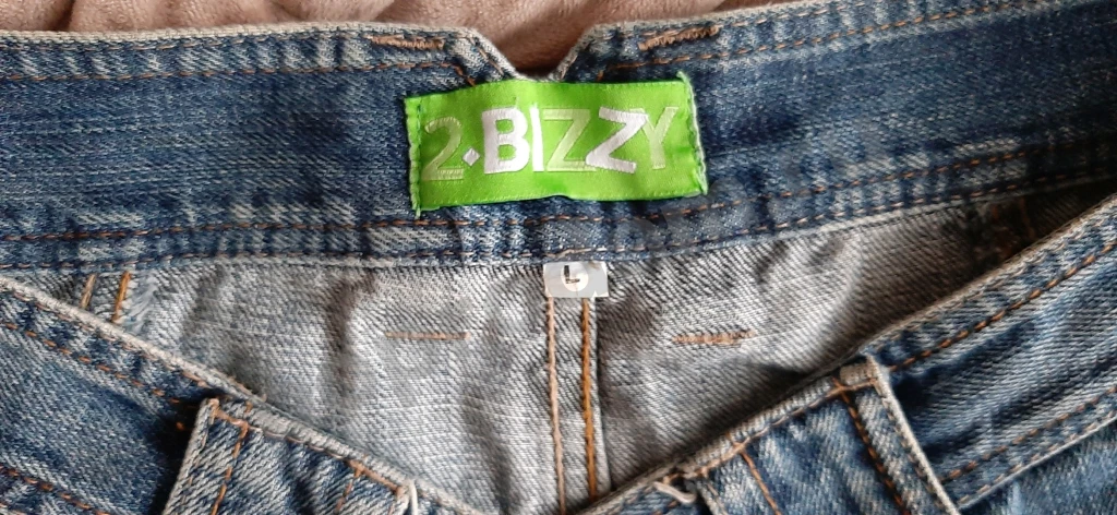 Бриджи мужские джинсовые, плотные размер 48-50