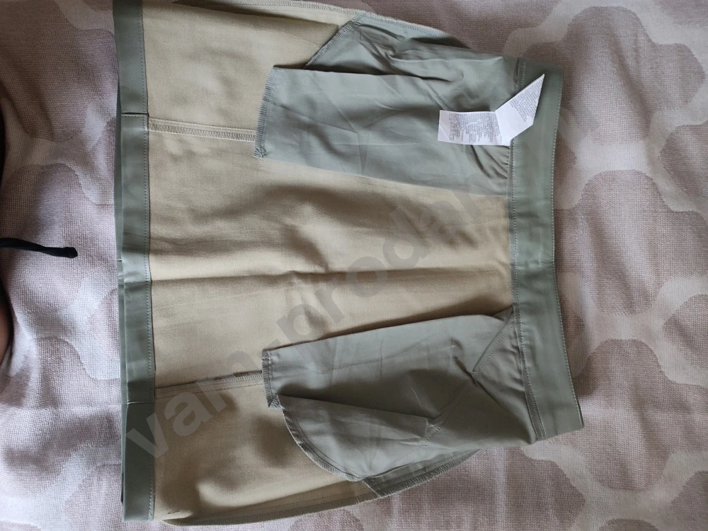 Оливковая прямая юбка из экокожи Gloria Jeans