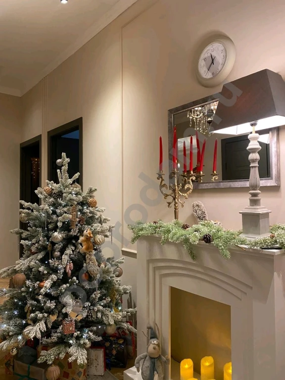 Зеркало настенное