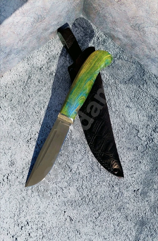 Нож ручной работы из стали Aus 10Co