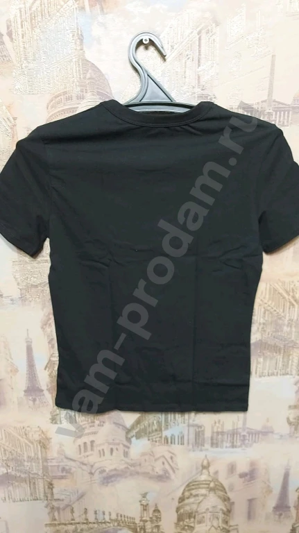 Продажа новые одежды