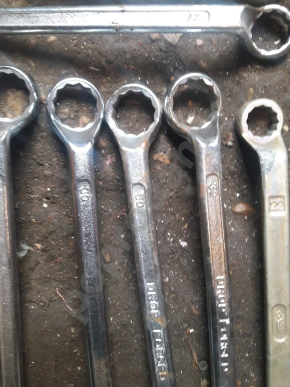 Ключи накидные новые