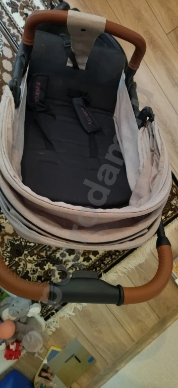 Прогулочная коляска Kari Kids