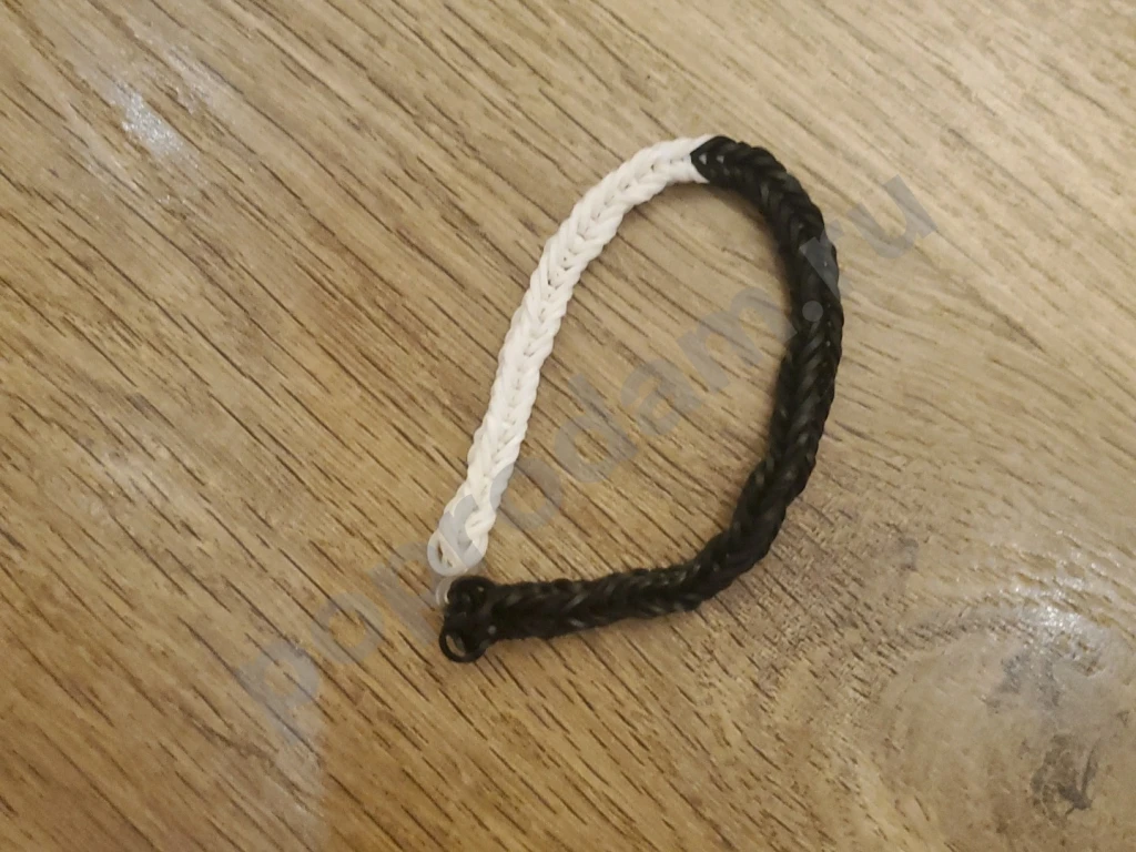 Браслеты кольца и брелоки из бисера и резинок