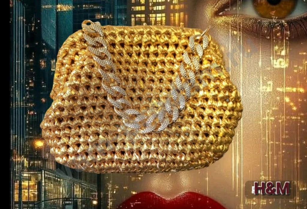 Сумка вязаная вечерняя золотая