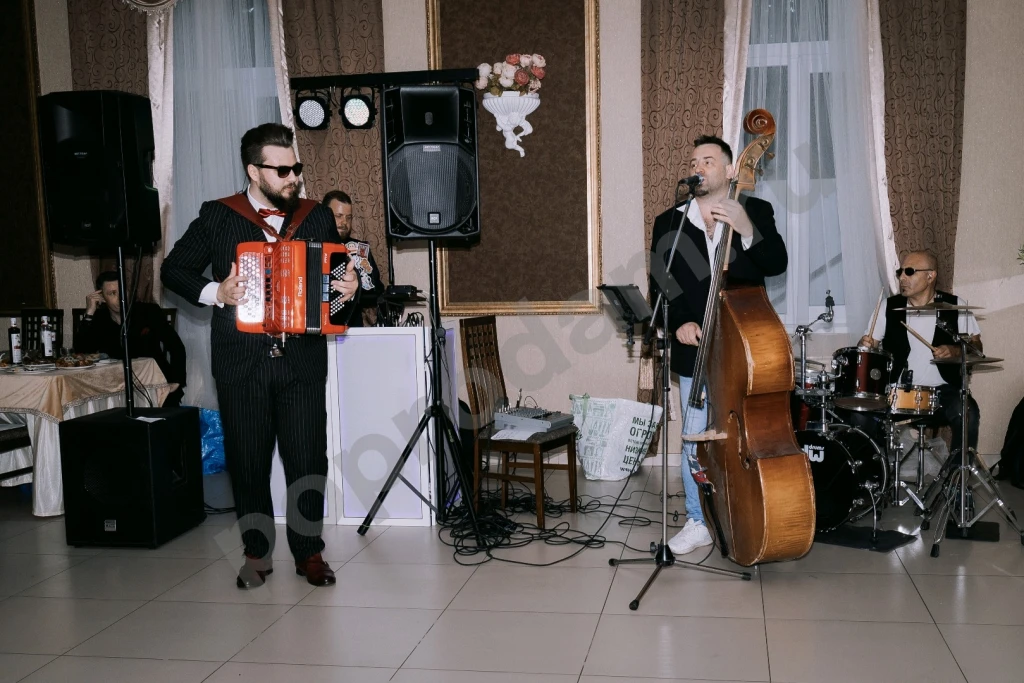 Кавер-группа Лапсердак