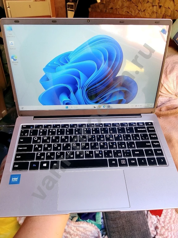 Ноутбук новый