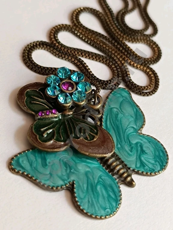 Крупная Подвеска на цепочке. Англия. Эмаль.