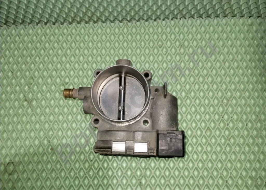 Заслонка Пежо Ситроен 2.9 v6