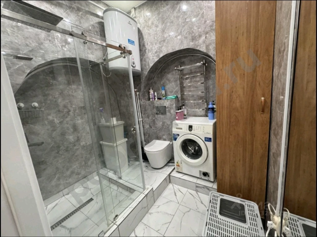 3-к. квартира, 97 м², 5/10 эт.