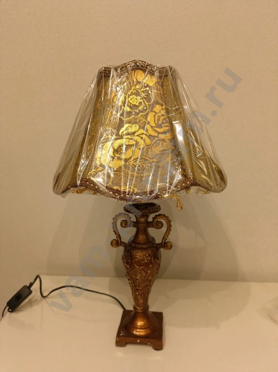 Лампа настольная