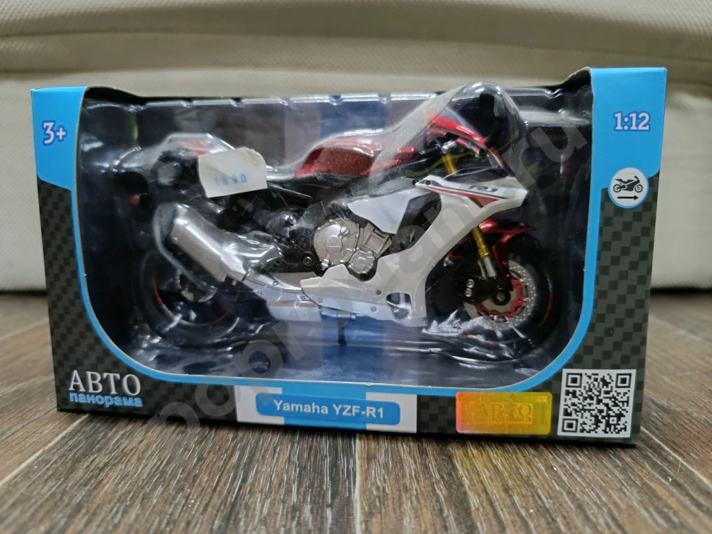 Модель мотоцикла ямаха 1:12 Yamaha r1