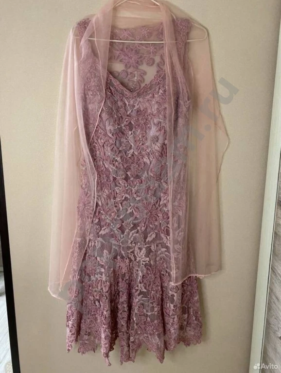 Пудровое платье ручная вышивка бисером 46-48