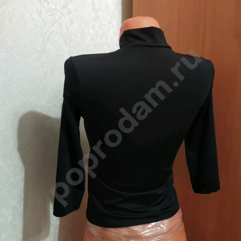 Черная водолазка женская рукав три четверти размер 44 46 полиэстер подчёркивает силует