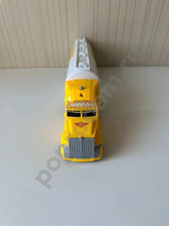 Машина бензовоз