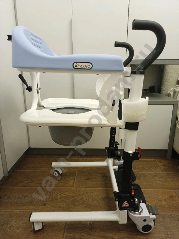 Подъемник для инвалидов.