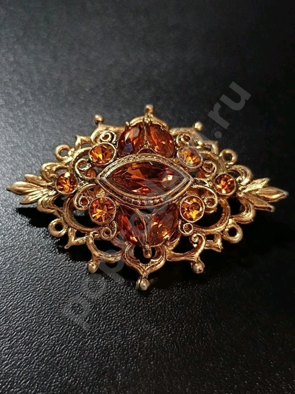 Крупная Брошь. Винтаж. Стекло.