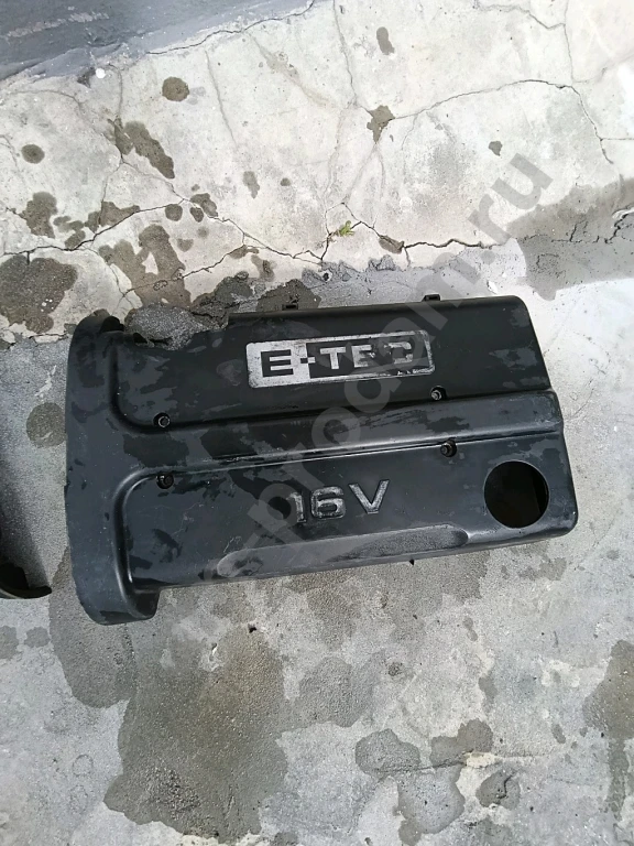 Клапанная крышка Daewoo Nexsia