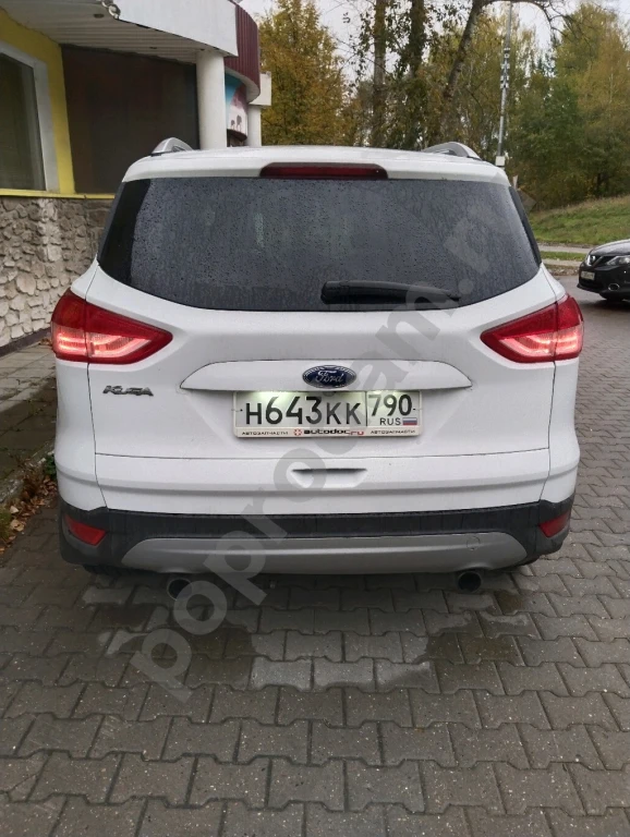 Продажа Ford Kuga, 2013 годКомплектация 1.6 EcoBoost (150 л/с) AT 4WD Titanium