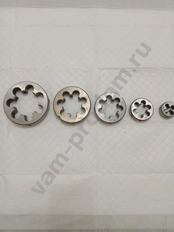 Метчики и плашки