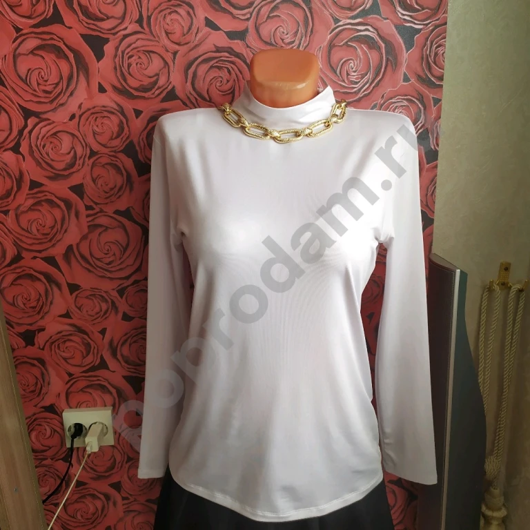 Водолазка белая размер 46 длинный рукав