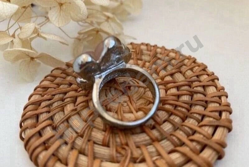 Розовое кольцо в виде цветка 17-17.5 перстень