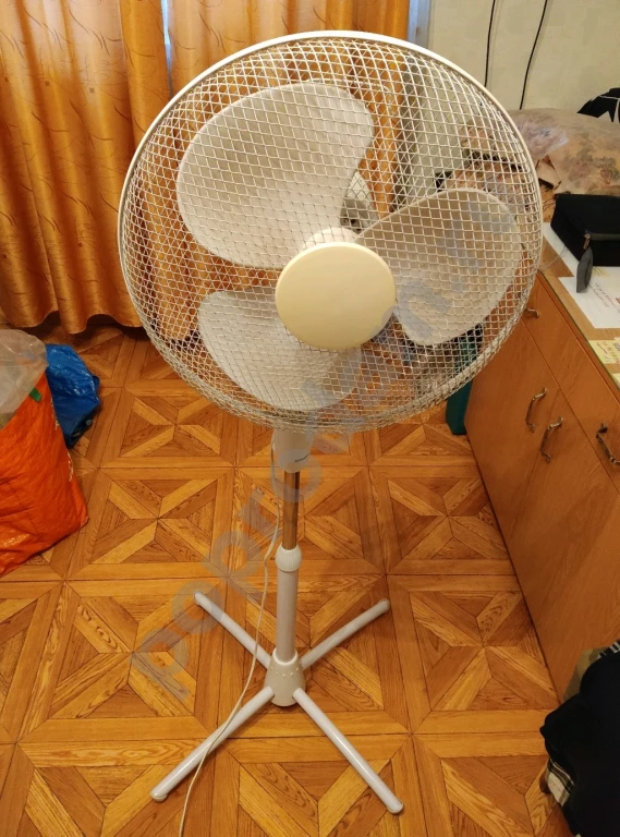 Вентилятор напольный Bimatek SF300,для дома