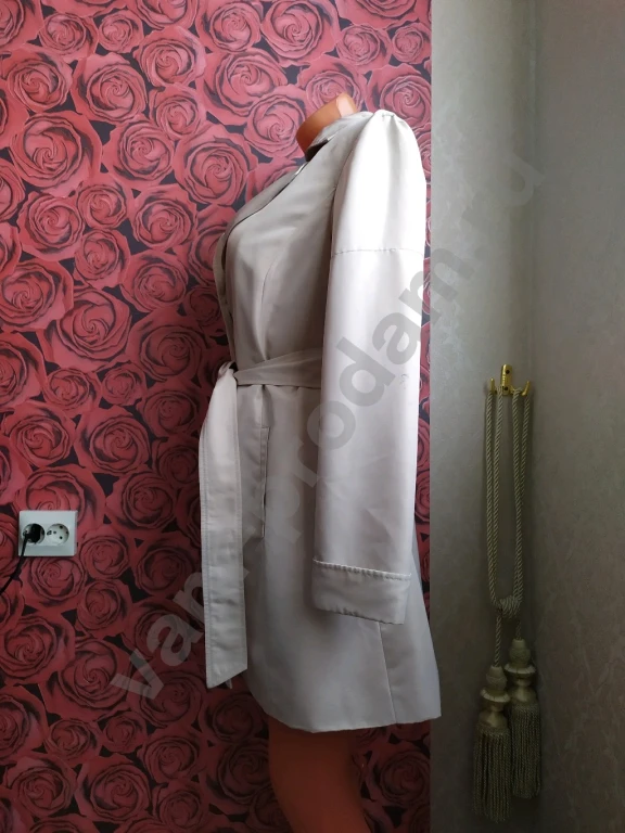 Плащ Остин 46 межсезонье женский под плащевку с поясом