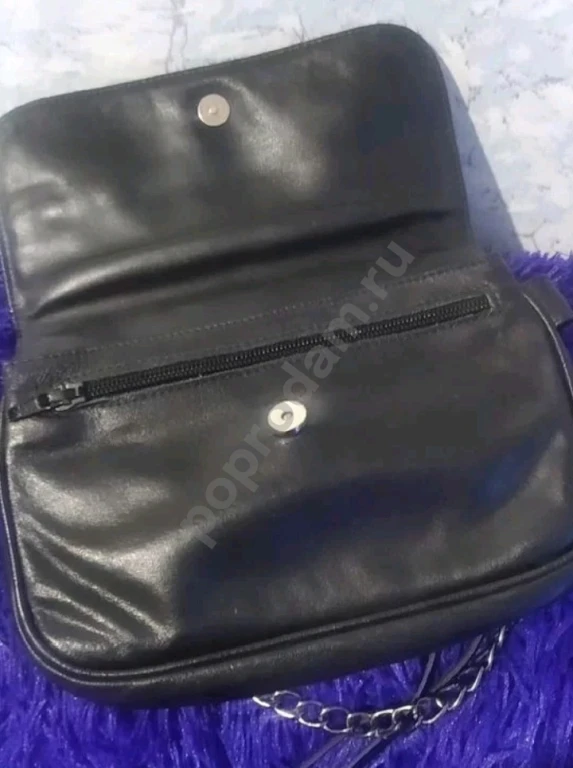 Клатчи Gucci и Calvin Klein