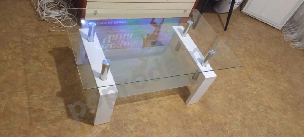 Журнальный стол