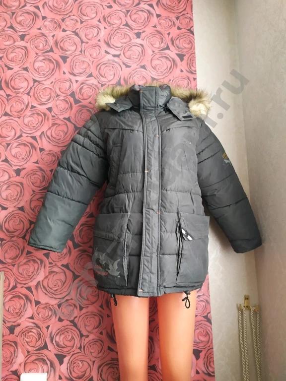Зимний пуховик для мальчика Рост 152 с капюшоном