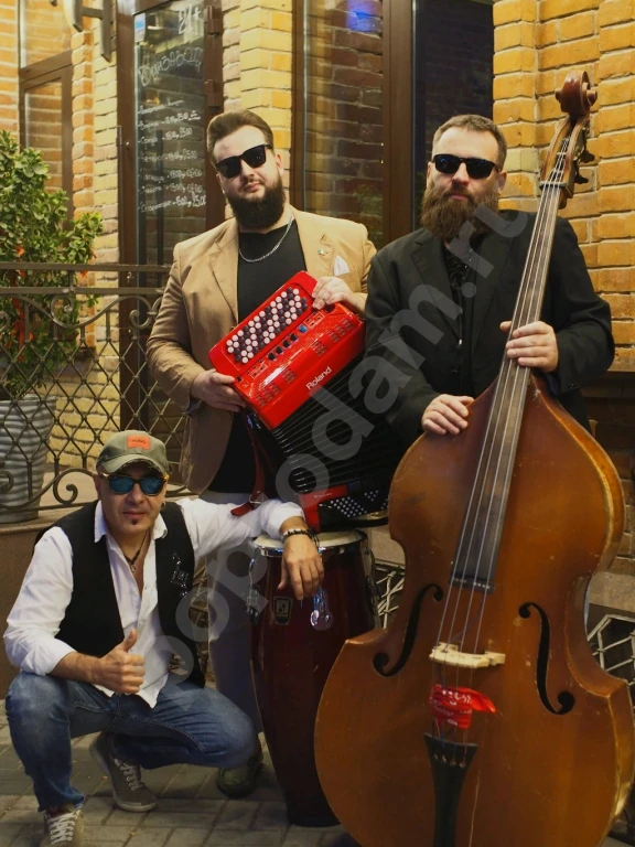 Кавер-группа Лапсердак