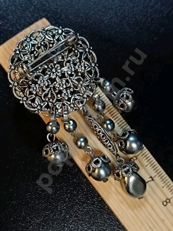 Брошь с Подвесками. Чехия. Jablonex. Винтаж. Стекло.