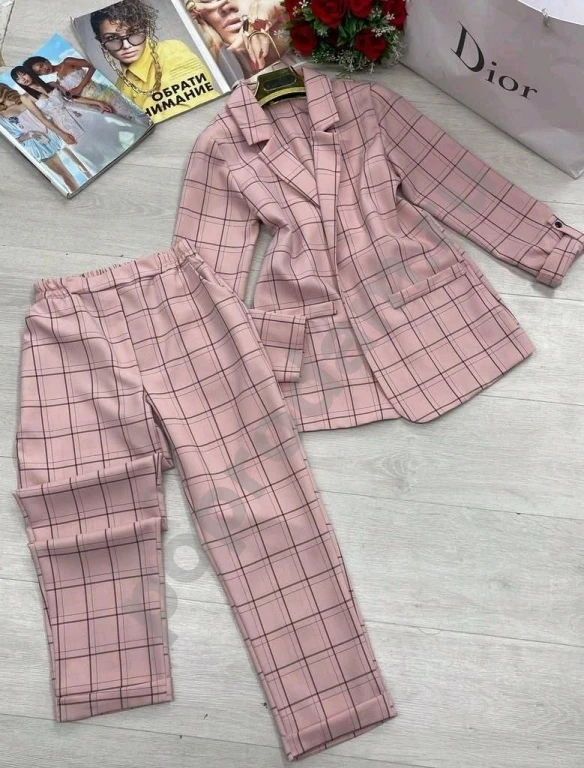 Женский костюм двойка