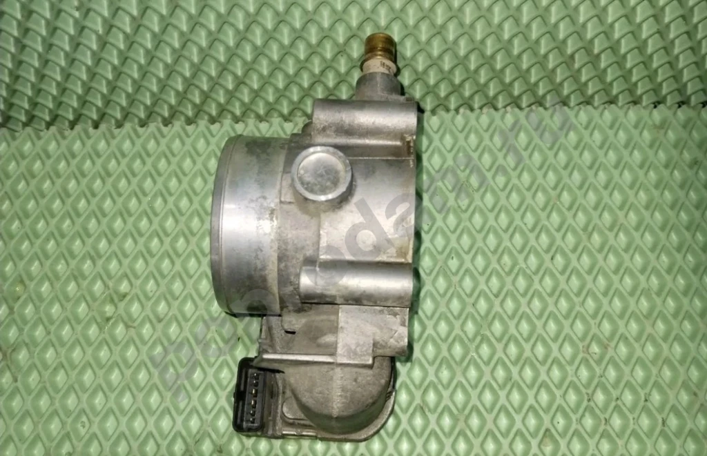 Заслонка Пежо Ситроен 2.9 v6