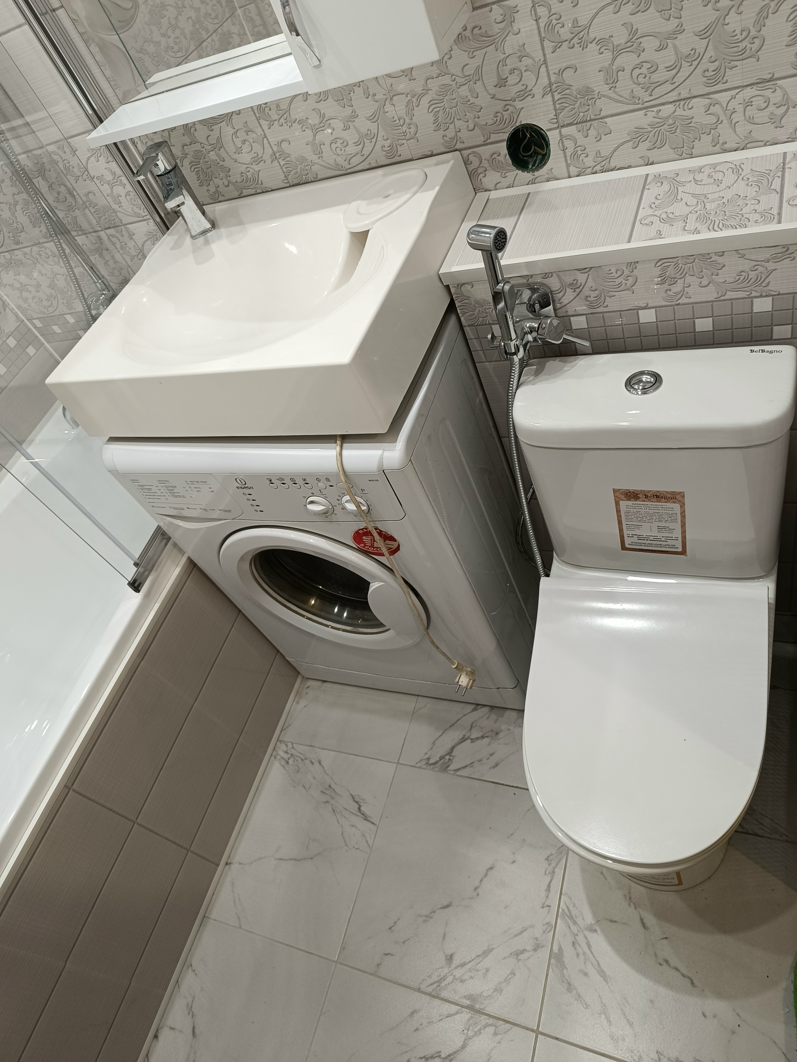 Ремонт ванных комнат, санузлов: Санузел панелями (вместе с материалом)