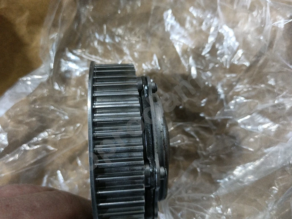 Фазорегулятор выпускного распредвала gm 55567048