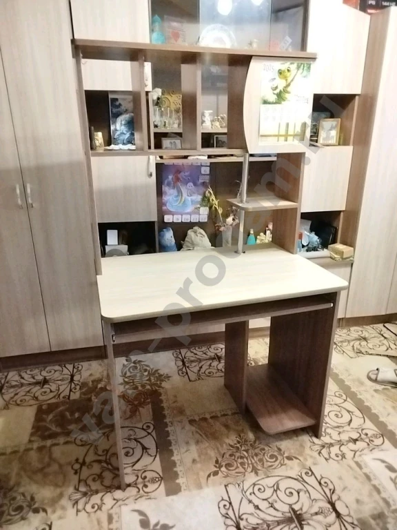 Письменный стол